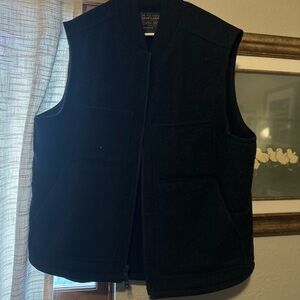 Filson Men's Classic Black Vest